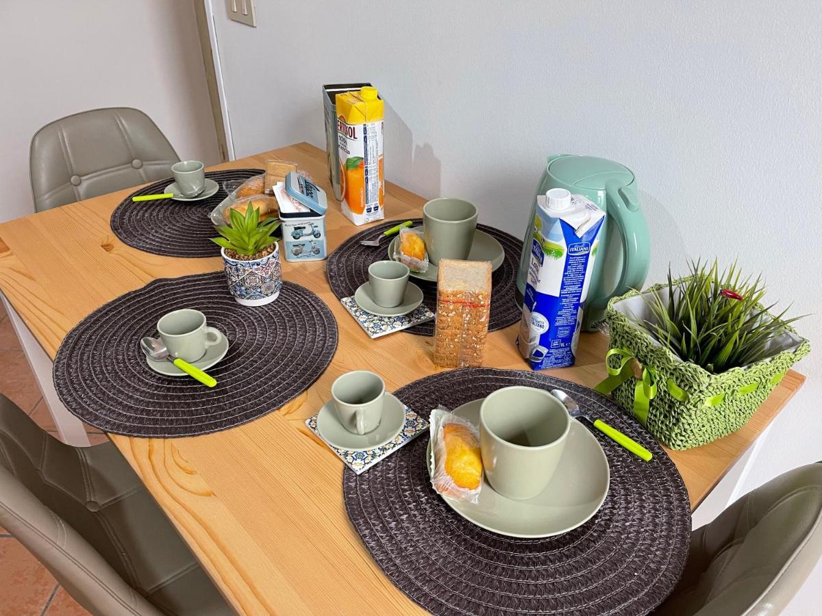 Casa Vacanze Baglio Barcellona Mondello パレルモ エクステリア 写真